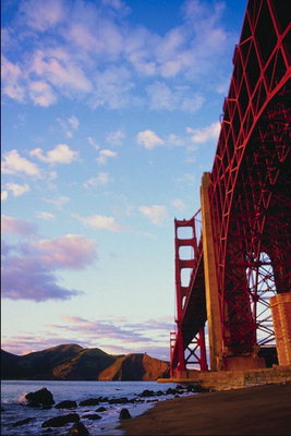Фото моста, соединяющего острова