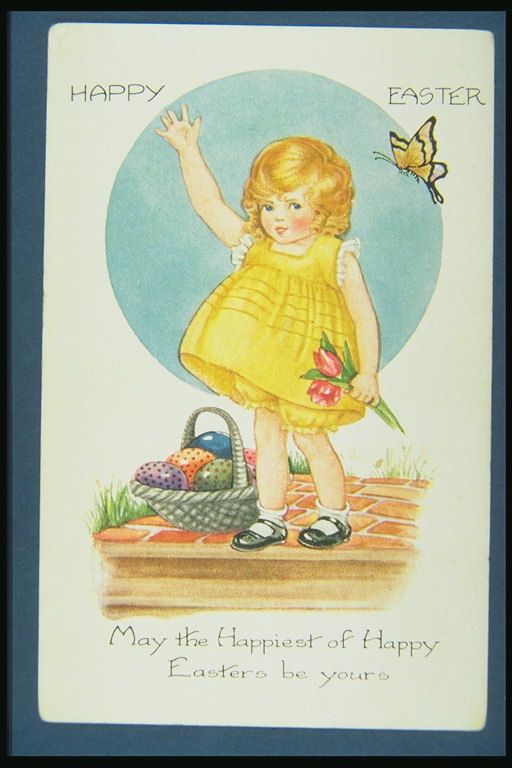 Postal fins al dia de Pasqua. Una noia en un vestit groc amb un ram de tulipes i cistella amb ous de Pasqua