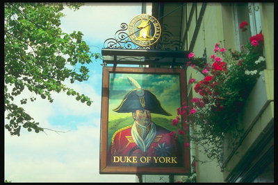 Duque de York. O retrato no banner pub