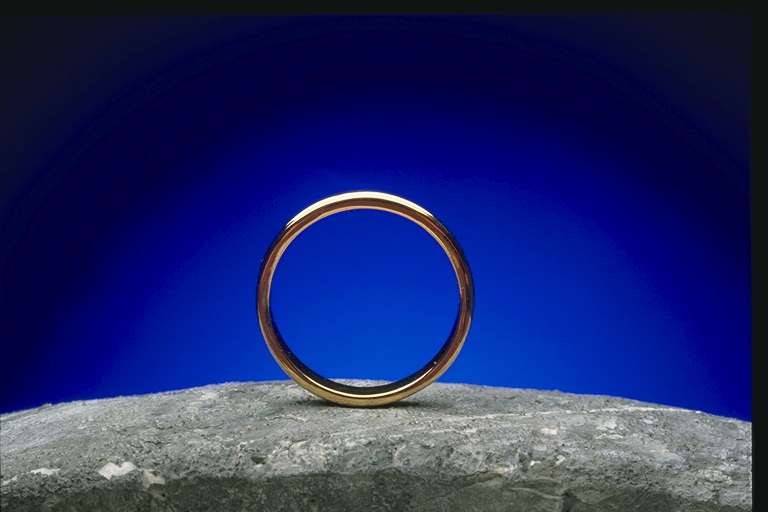 Tieġ ring