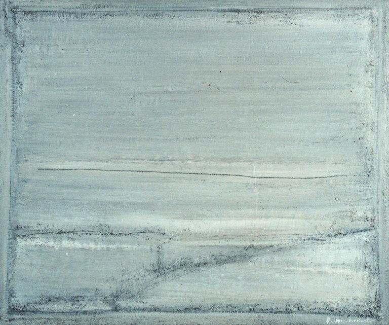Slika u sivo-plave tonove. Snijeg polju. Smet