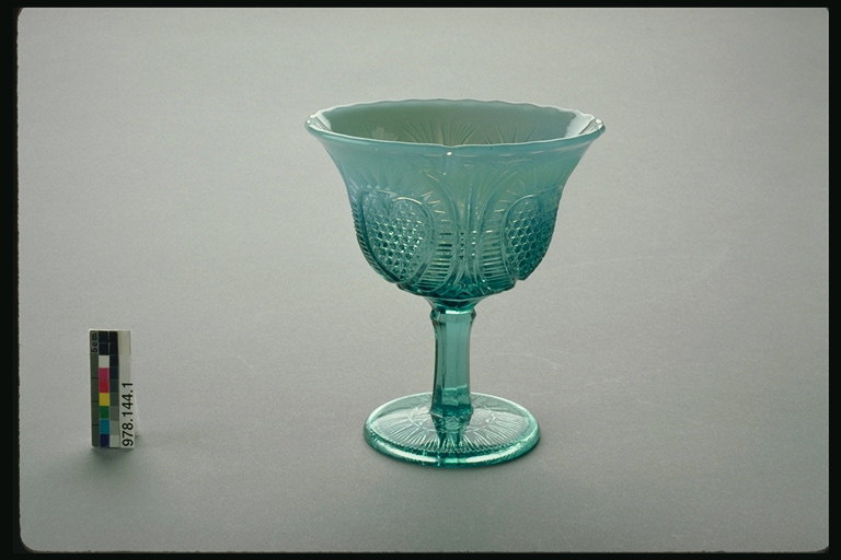 Bowl with turquoise-colored glass