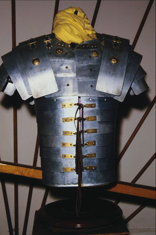 Muzejní exponáty. Armor