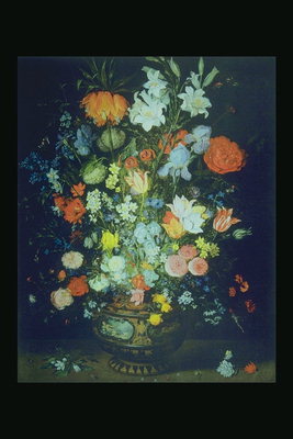 Komposition mit Blumen