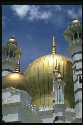 Golden cúpulas