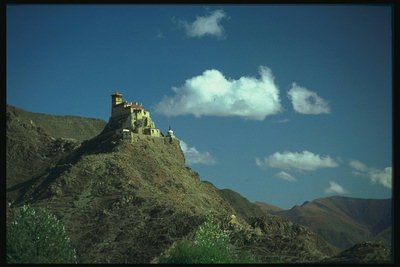 寺院在山上