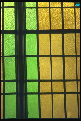 Luce verde e giallo scatole di vetro