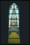 Рисунок храма на окне с разноцветного стекла