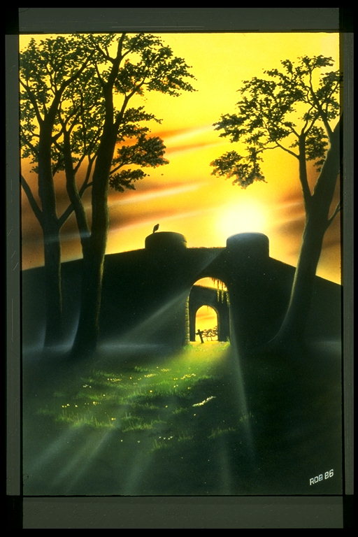 Последните лъчи на слънцето през портите на замъка