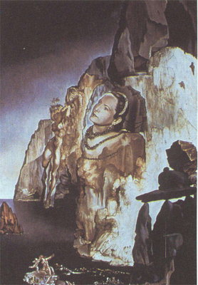 Картина скалы с высеченной головой женщины с бусами 