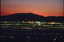 Вечерний закат над горизонтом Лас-Вегаса