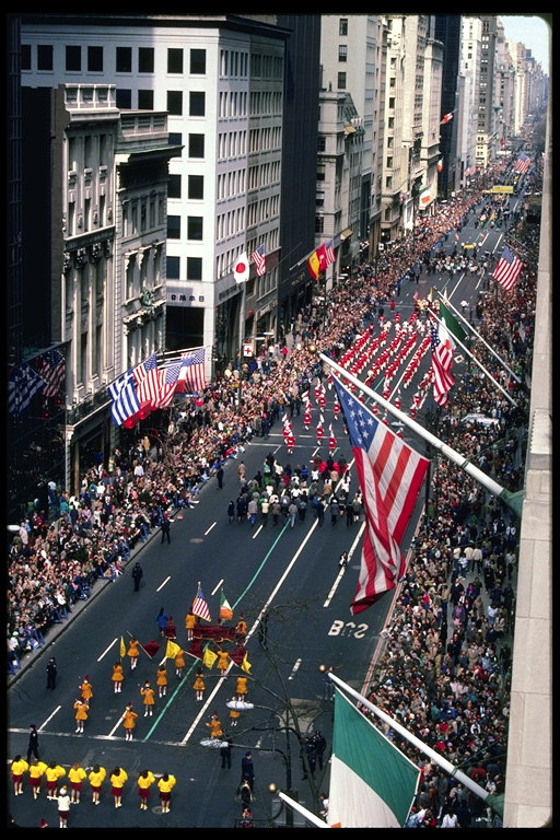 Carnival i New York med en festlig procession