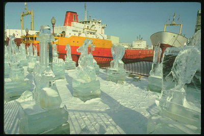 Скульптуры со льда