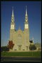 Религиозная сооружение, место поклонения канадских христиан, с неотъемлемым символом Канады - клёном 