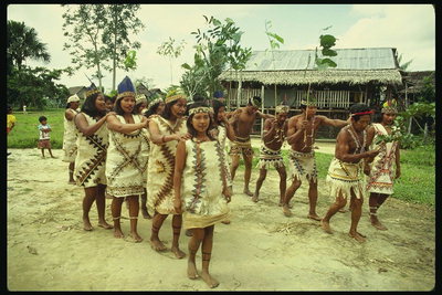 部族のダンス