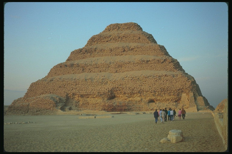 Первая пирамида Египта