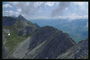 Áo. Các tops của núi theo mây