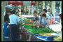 На овощном рынке