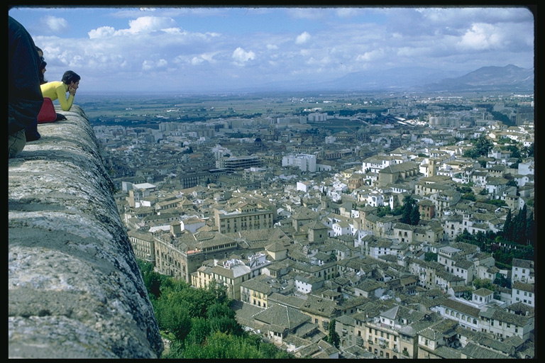 Вид на город с крыши замка