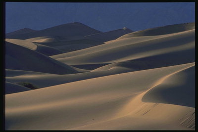 Волны песочных холмов