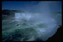 Радуга над водами Ниагарского водопада