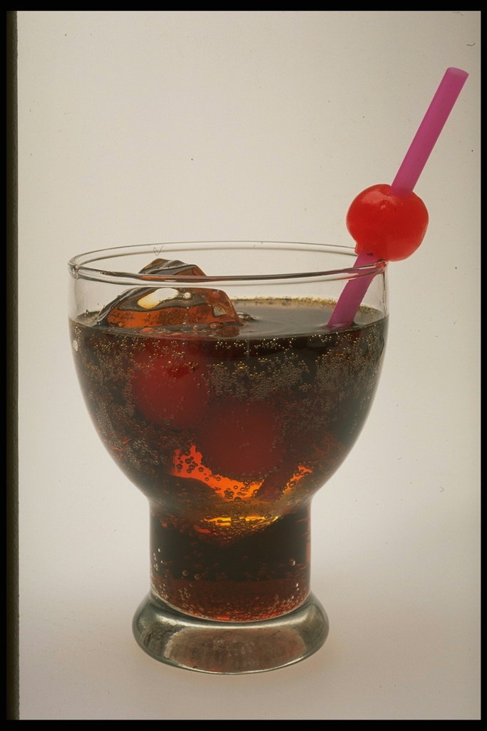 Coca-Cola con hielo