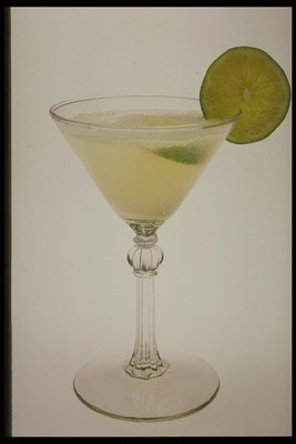 Drink with slices of lime