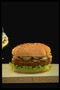 Гамбургер с мясом и зеленью
