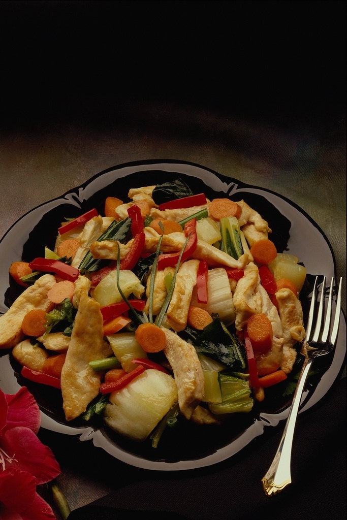 Салат с тушеных овощей