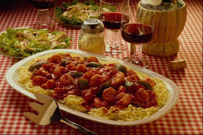 Спагетти  с мясной подливой