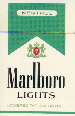 MARLBOBRO LIGHTS. Темно-зеленого цвета пачка