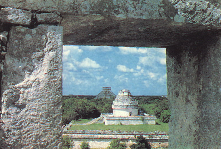 Bekijk via de steen. De tempel met witte materiaal