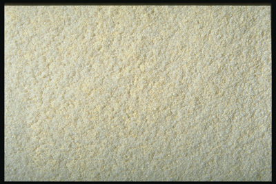 Белые кристалы песка
