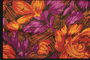 Оранжевые и фиолетовые цветы в корзине. Ткань