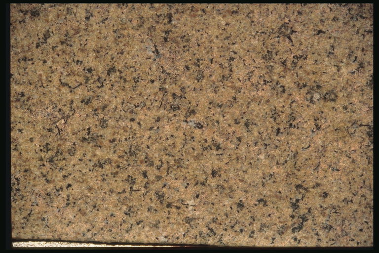Granit Isfar