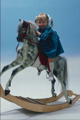 Ajo rrotullon mbi kalë