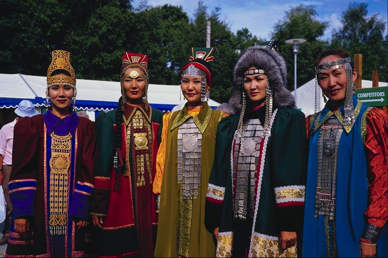 Girls in the Korean national costume