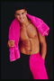 Hitam dan pink dan celana pendek pink terang handuk