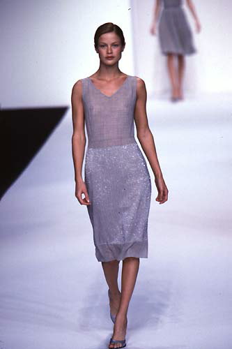 Dress. Gloss skirt and cape shifonovaya top