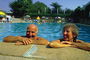 Пара пенсионеров в бассейне