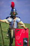 Рыцарские доспехи и красный щит