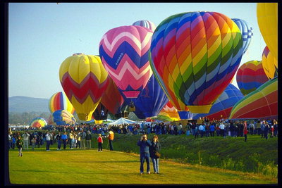 Die Vielfalt der Linien auf Luftballons