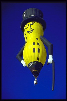 Balónik v podobe arašidov v čiernom klobúku
