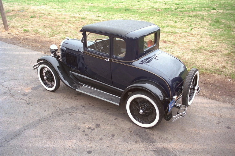 Ford T [coupe]