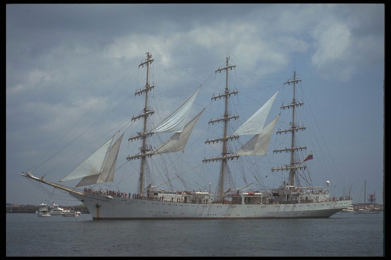Корабль построенный для снятия фильма о пиратах карибского моря