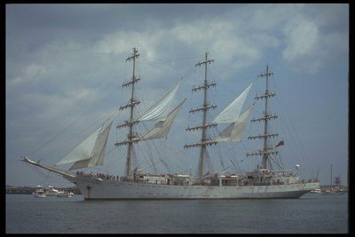 Корабль построенный для снятия фильма о пиратах карибского моря