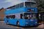 Frigång för turister, säkerhetsgaranti buss en attraktiv blå
