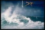 Spektakulära falla från en höjd i djupet surfaren älskare