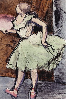Pige i en frodig lysegrøn kjole