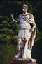 Статуя Юлію Цезарю
